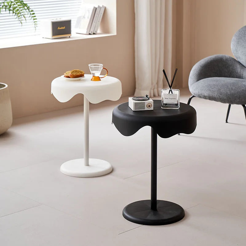 Nordic Cream Style Furniture Coffee Table Simple and Creative Sofa Side Table Bedroom Bedside Table Balcony Small Round Table
