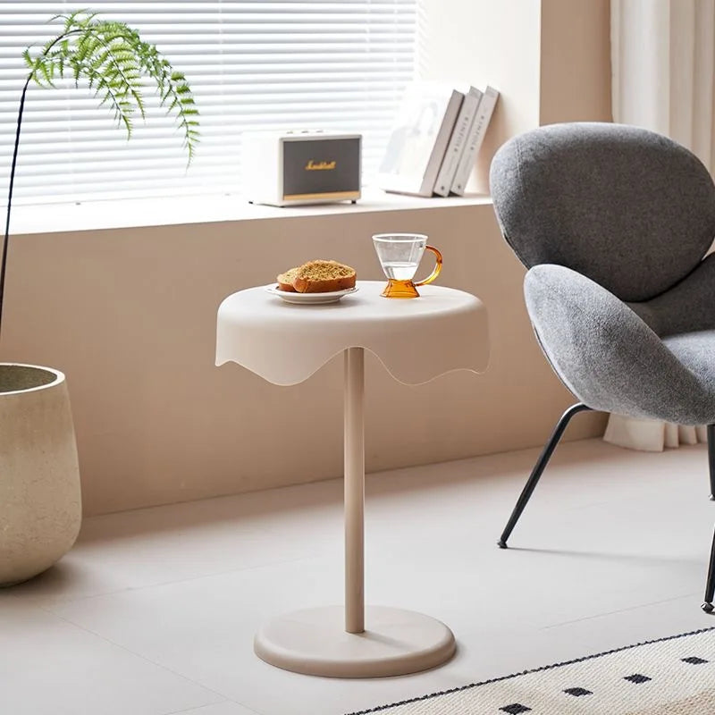Nordic Cream Style Furniture Coffee Table Simple and Creative Sofa Side Table Bedroom Bedside Table Balcony Small Round Table