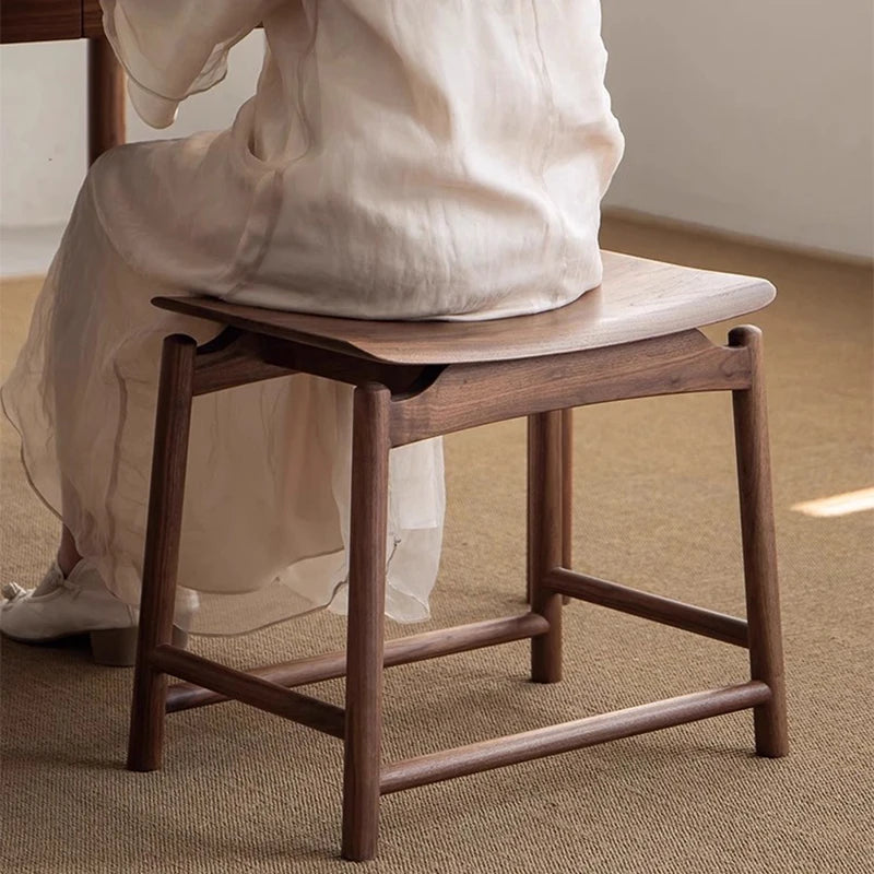 Mid-century Stools Solid Wood Stools Bedroom Luxury Decorative Vanity Stool Nordic Interior Living Room 1-person Dining Stool