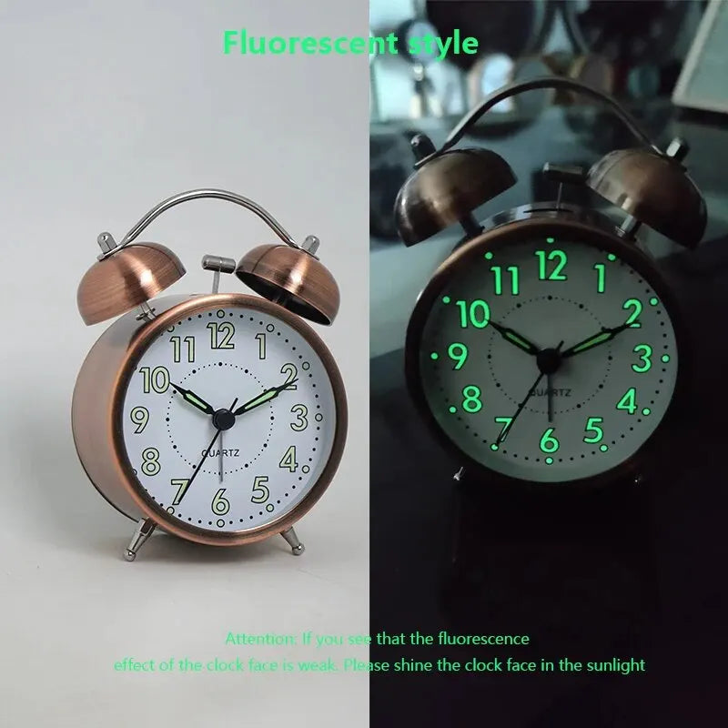 1pc Nordic Retro Metal Alarm Clock, Creative Decoration Table Clock Desktop Minimalist Student Bedroom Luminous Clock